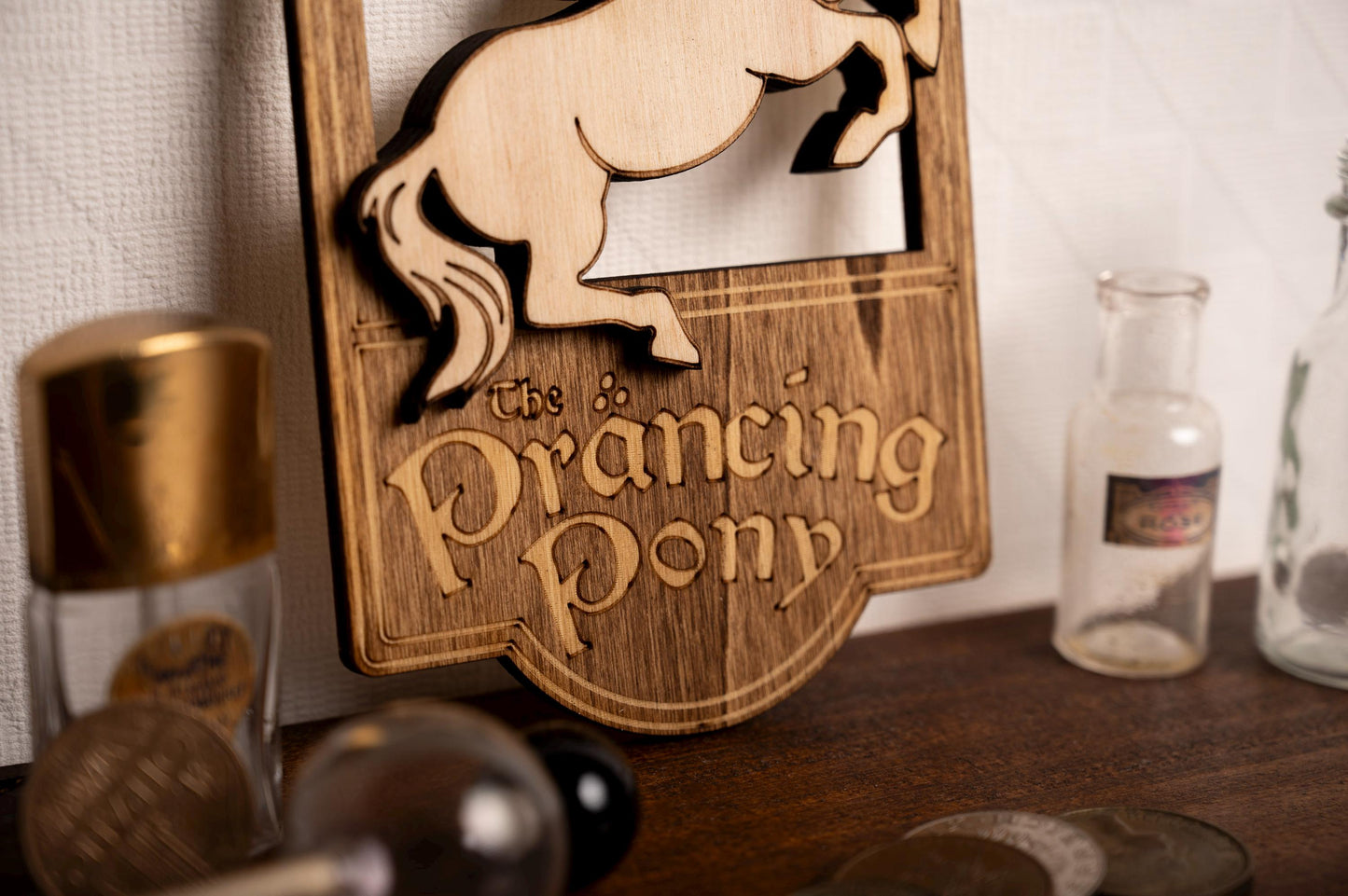 Wall decoration miniature sign mini tavern Prancing Pony lord of the rings cute pony heroic fantasy horse pony dollhouse