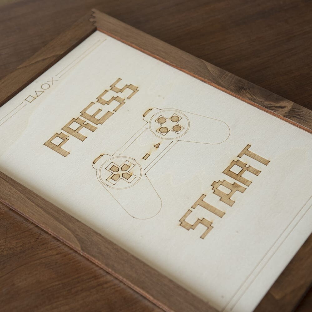 Tableau mural "Press Start" en bois – Décoration rétro gaming pixel 8bit – Cadeau geek vintage – Playstation Nostalgie 90s Enfance Rétro