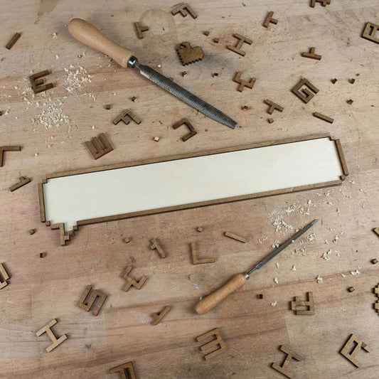 Personalized wooden speech bubble – Pixel style text – Retro vintage 80s-90s gamer decor – Unique geek gift