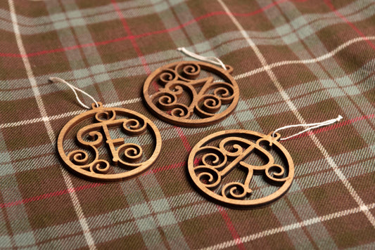 Wooden Christmas ball with alphabet letter - Personalized initial - Handmade tree decoration - 26 letters available Gift idea