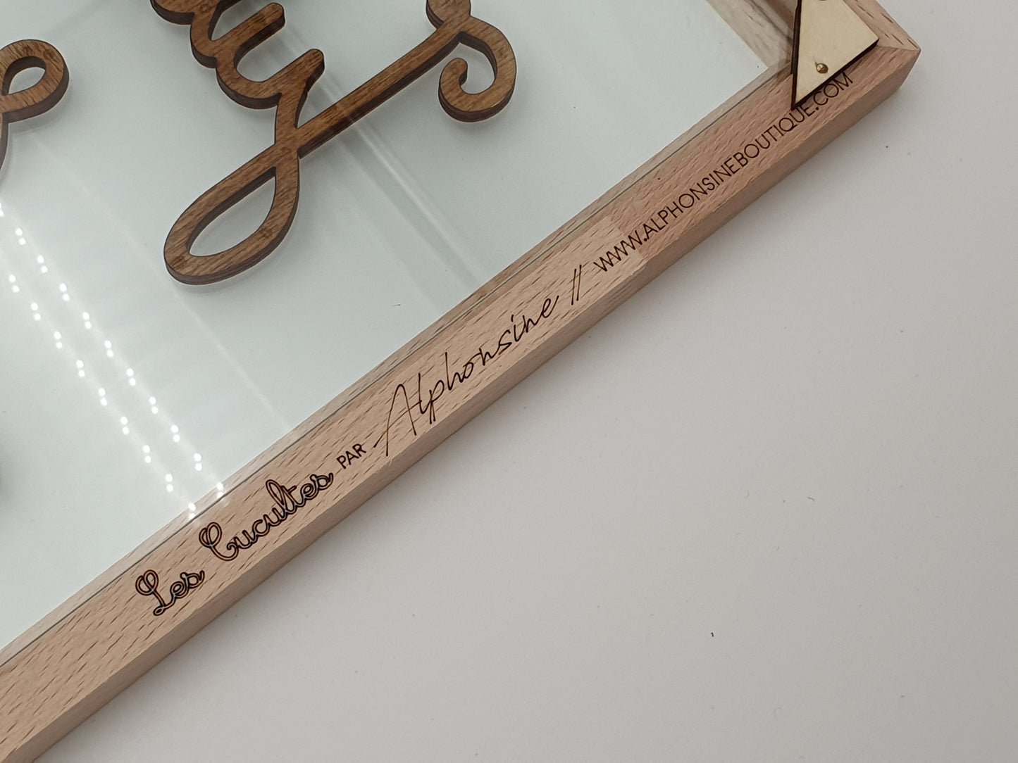 PERSONNALISABLE - Tableau en verre “Les Cucultes” – Citation personnalisable flottante