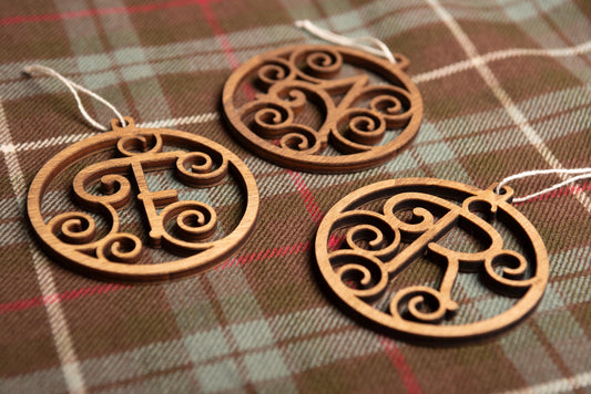 Wooden Christmas ball with alphabet letter - Personalized initial - Handmade tree decoration - 26 letters available Gift idea