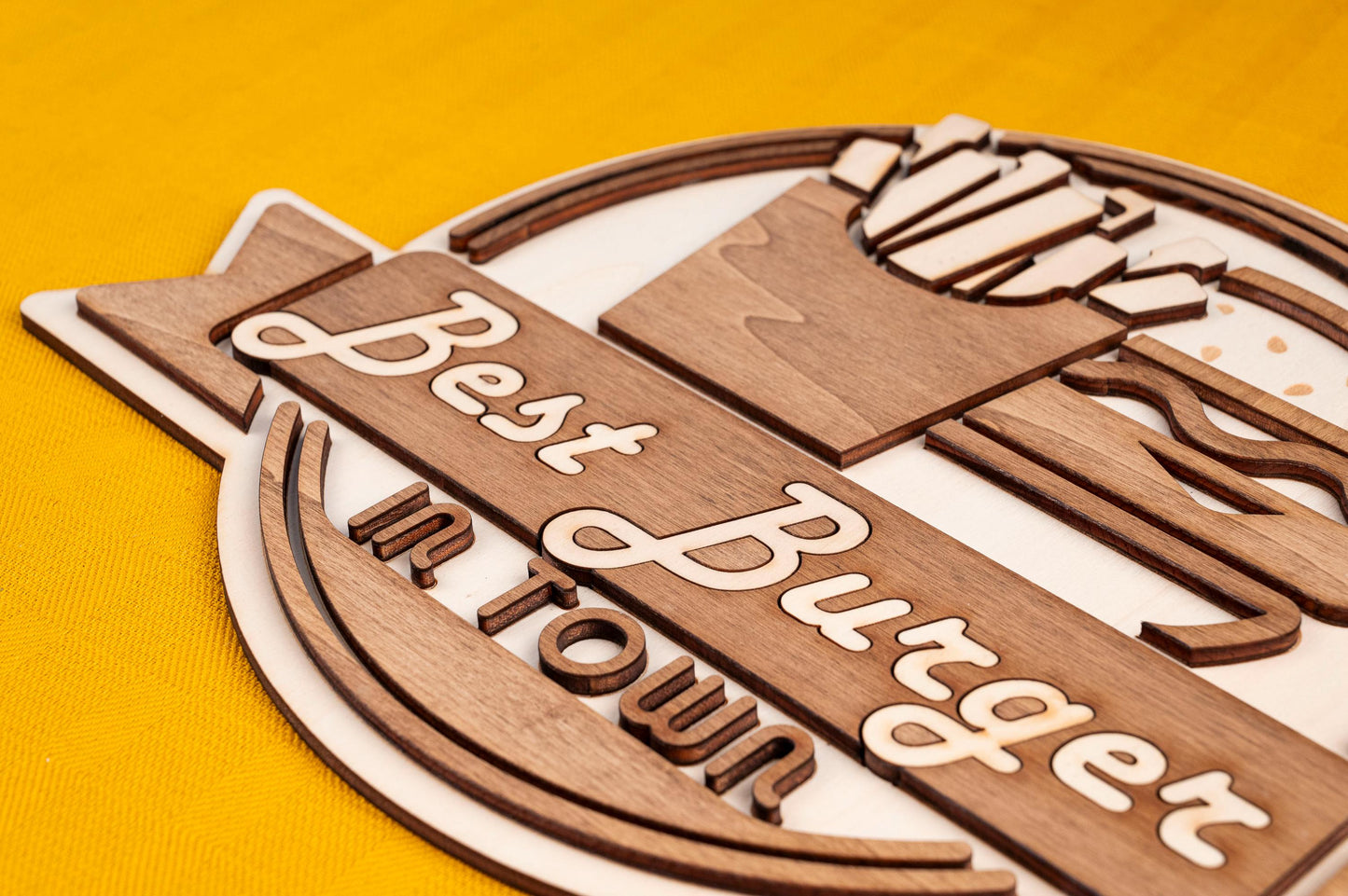 Plaque murale bois Best Burger In Town – Décoration diner rétro vintage USA – Applique murale fast food restaurant américain Made in France
