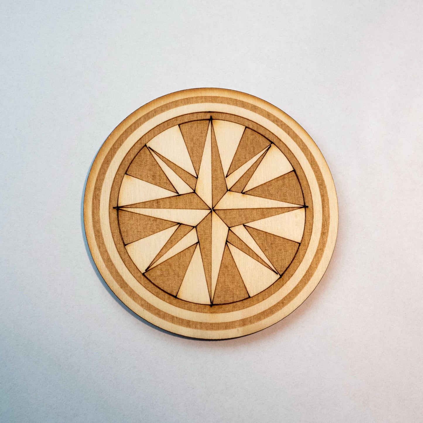 Set of 6 wooden "Rose des Vents" coasters with storage holder - Retro vintage steampunk style - Travel, navigation and boating