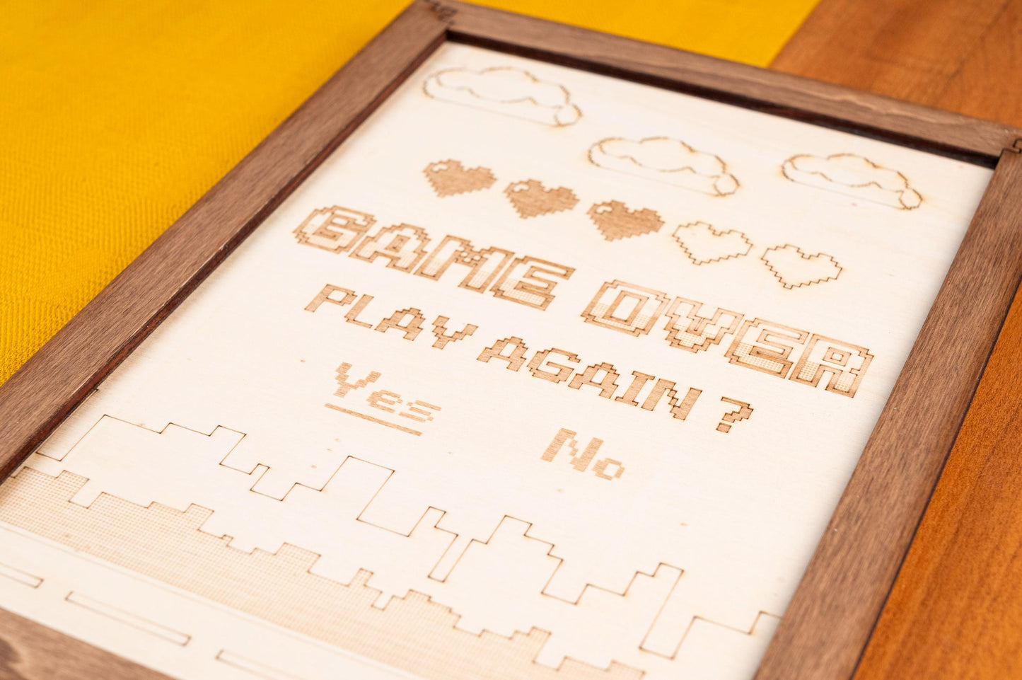 Décoration murale bois Game Over – Tableau rétro gaming pixel art – Cadeau geek vintage 80s 90s – Made in France