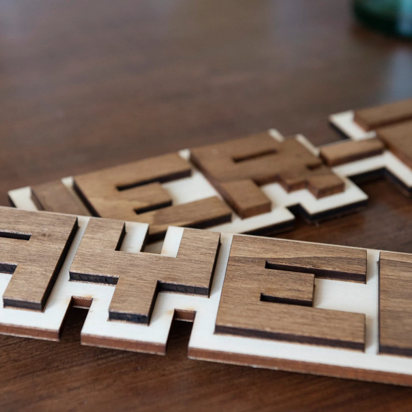 Wooden Player 1 Player 2 Couple Wall Decor - Retro Gaming Geek Pixel Art Gamer Gift Love Vintage Valentine's Day Nerd
