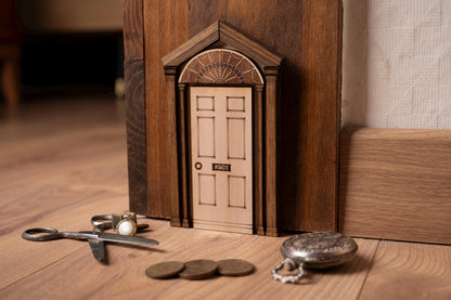 Wall decoration miniature door mini fairy mouse doll house victorian sherlock holmes english british retro vintage alice mary poppins