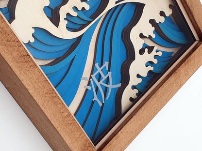 Tableau décoratif vague japonaise en bois découpé – cadre en bois – design inspiration Hokusai – déco murale zen et artisanale