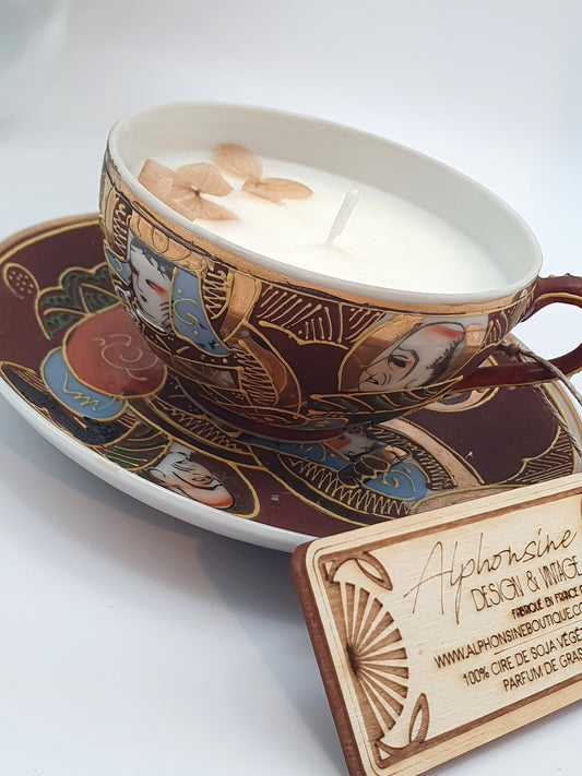Bougie parfumée Éclat de noisette – Tasse vintage japonaise en porcelaine décorée – Bougie artisanale gourmande 50g