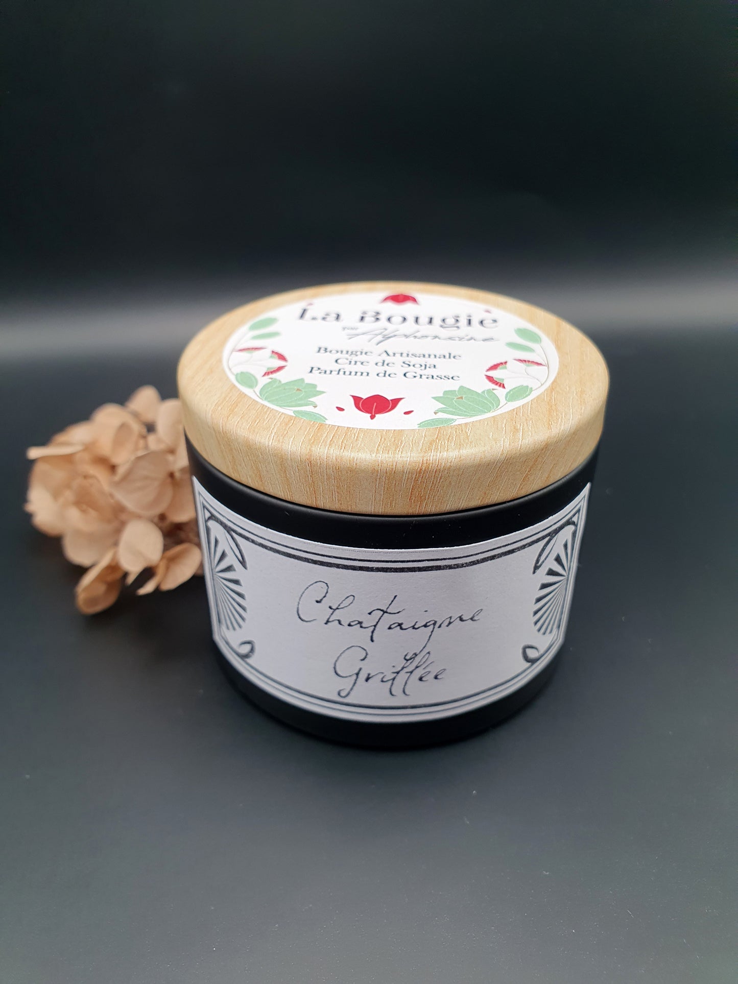 Bougie parfumée Chataigne Grillée – Black Edition | Cire de soja naturelle | Fabriquée en France