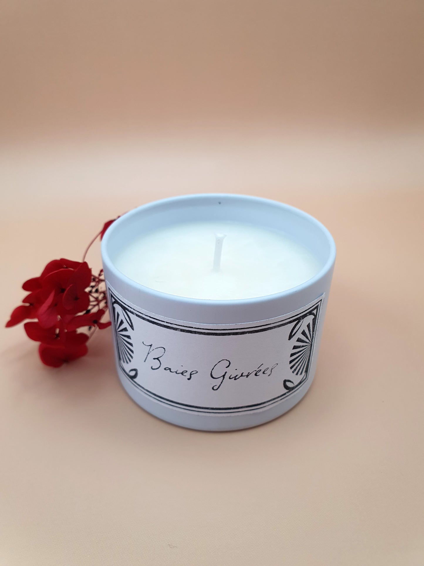 Bougie parfumée Baies Givrées – White Edition | Cire de soja naturelle | Fabriquée en France