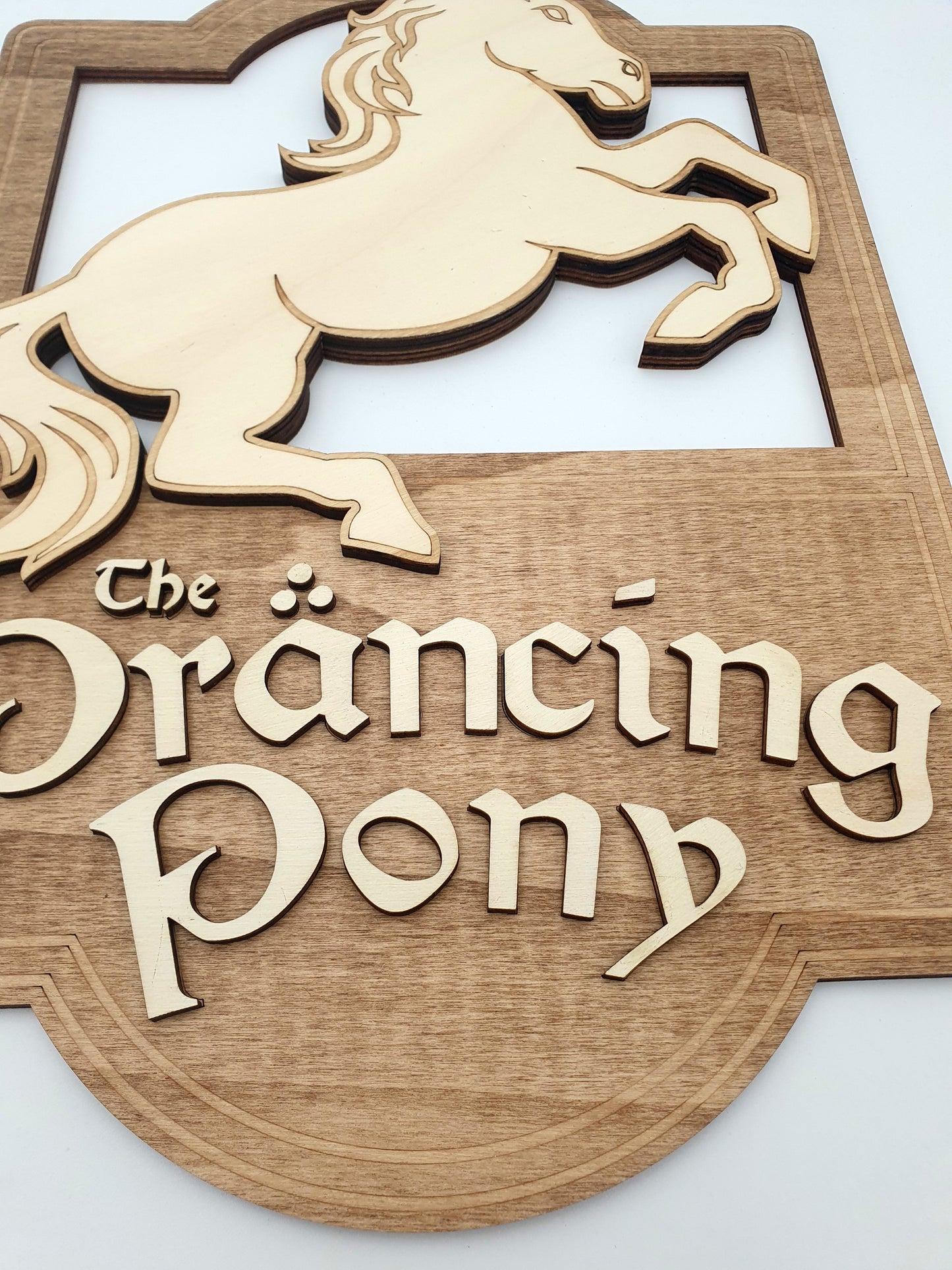 Wall decoration miniature sign mini tavern Prancing Pony lord of the rings cute pony heroic fantasy horse pony dollhouse