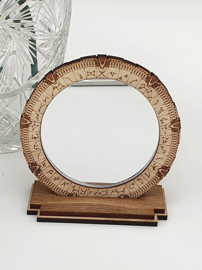 Miroir décoratif à poser Stargate miniature Porte des étoiles fanart pièce unique série TV années 90 rétro vintage nostalgie maquillage