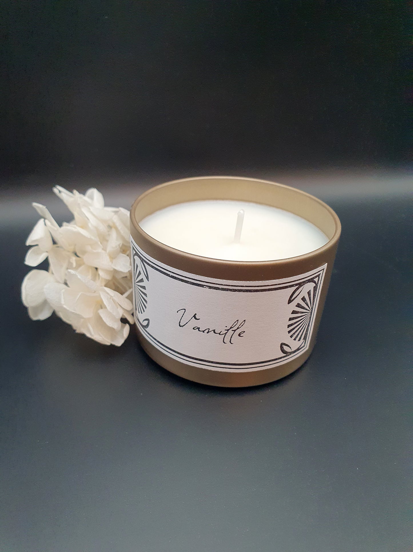 Bougie parfumée Vanille – Gold Edition | Cire de soja naturelle | Fabriquée en France