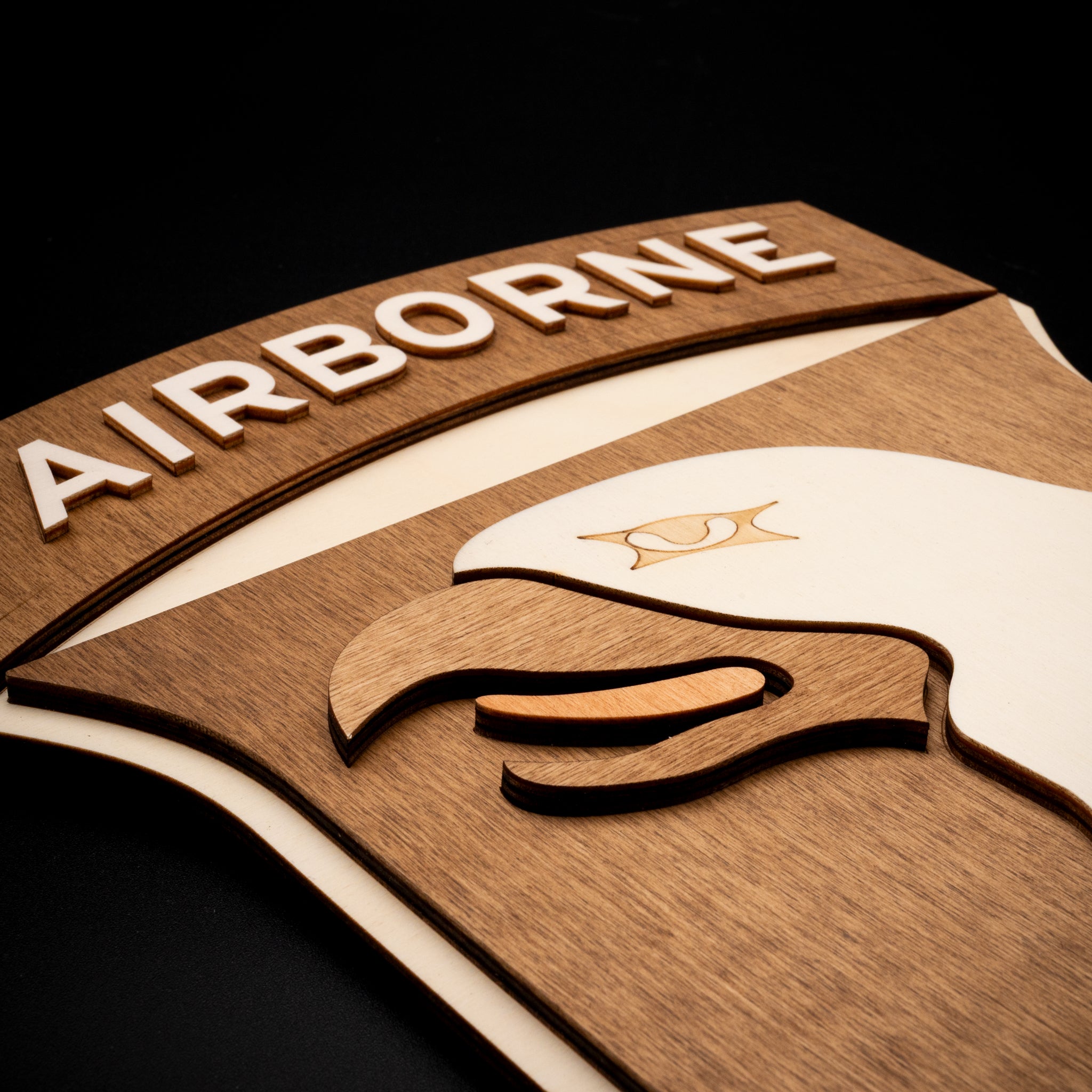 décoration murale bois 101st airborne artisanale