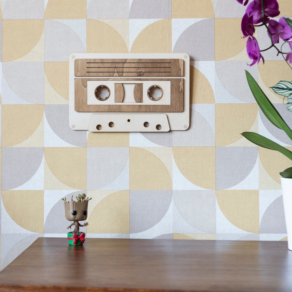 décoration murale bois cassette audio géante
