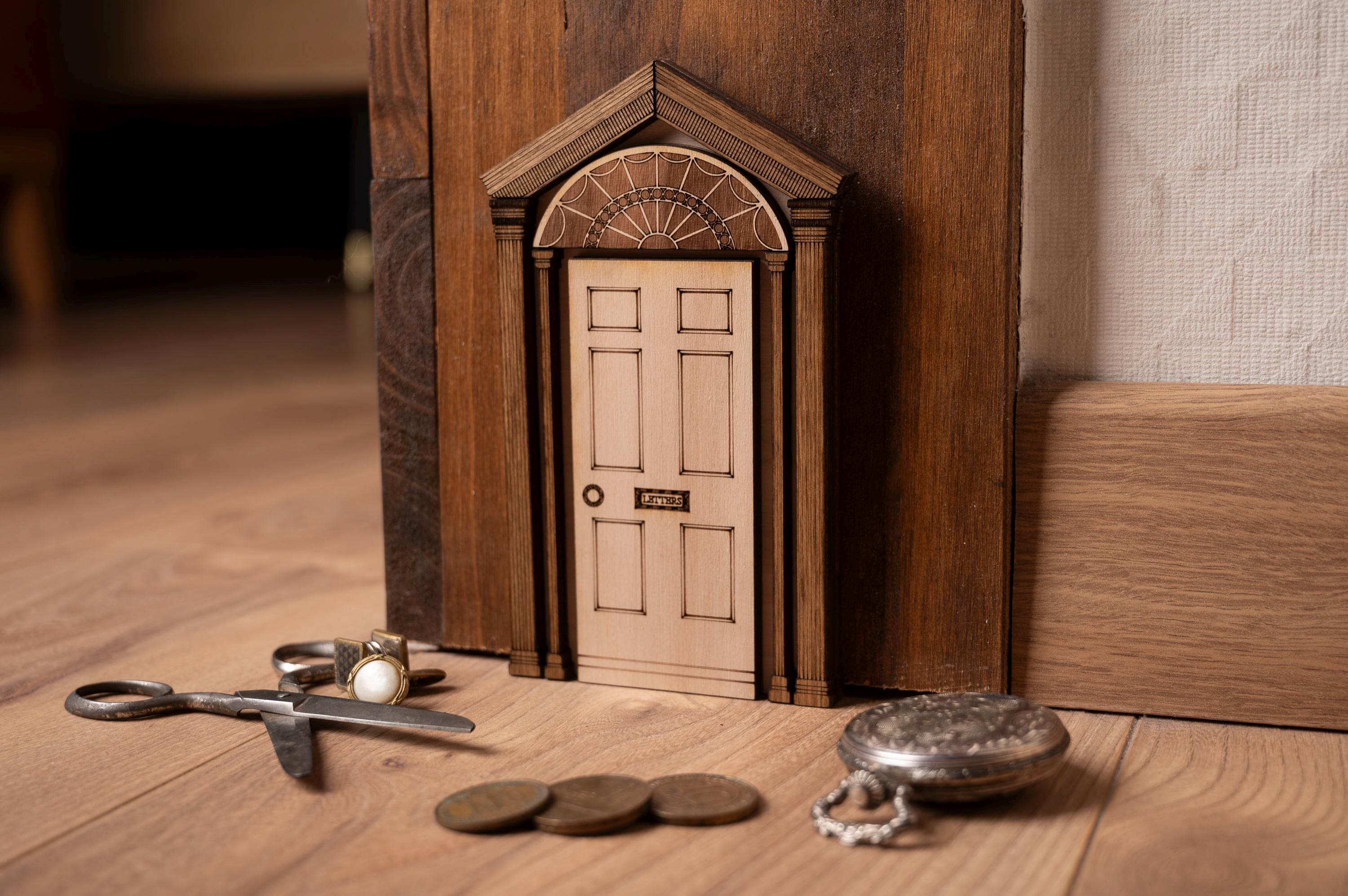 Porte miniature anglaise en bois