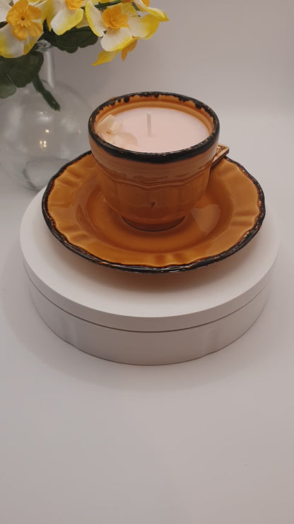 Bougie parfumée Fruits des bois dans tasse vintage – Cire végétale – Décoration et cadeau unique