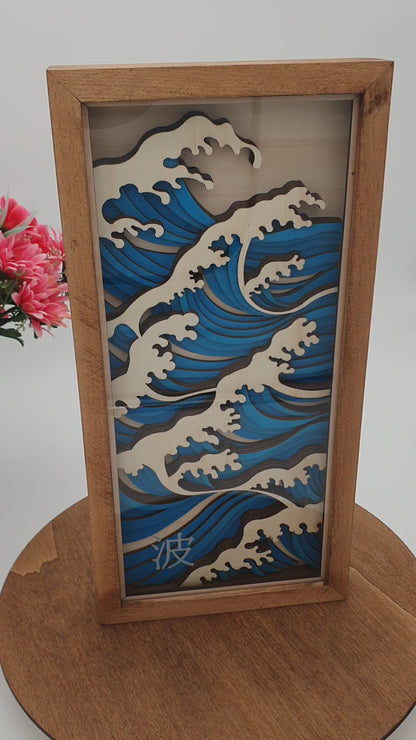 Tableau décoratif vague japonaise en bois découpé – cadre en bois – design inspiration Hokusai – déco murale zen et artisanale