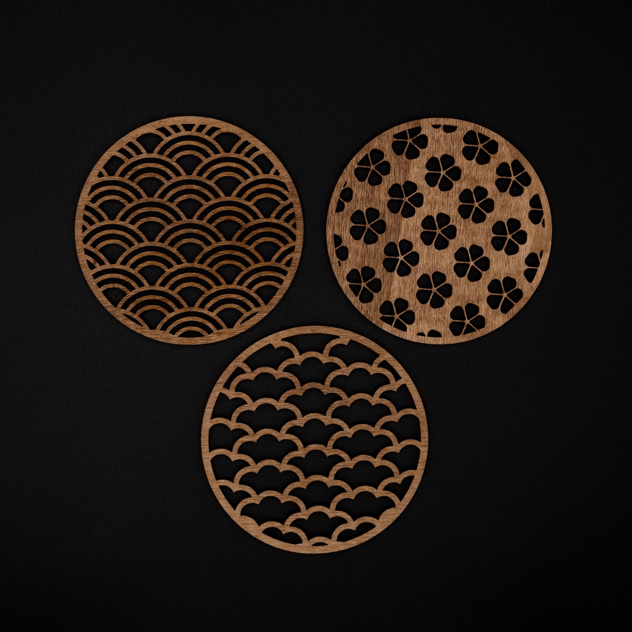 lot 3 sous verres bois motif traditionnel japonais
