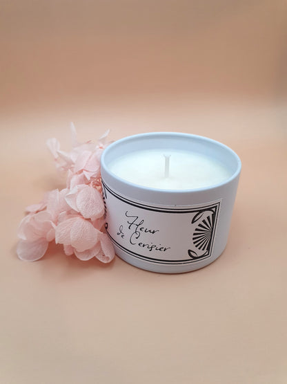 Bougie parfumée Fleur de Cerisier – White Edition | Cire de soja naturelle | Fabriquée en France
